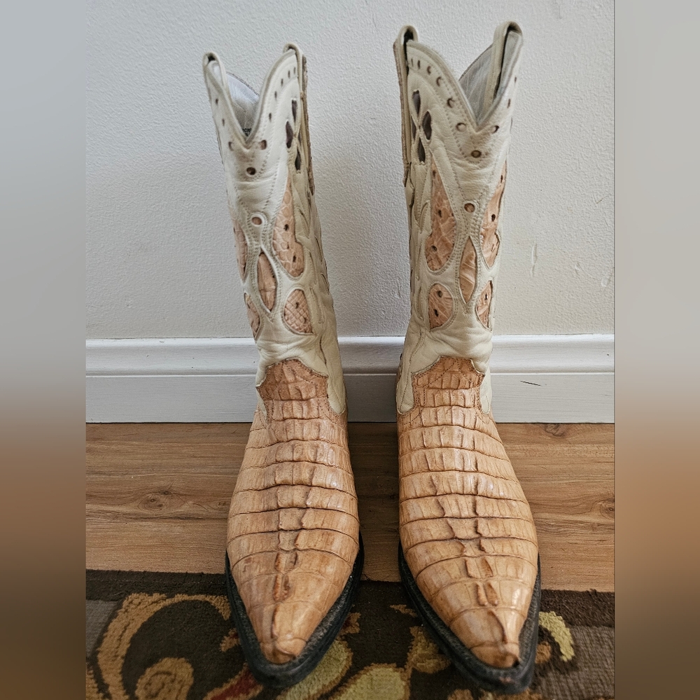 Womens Cuadra cowboy boot size 7 1/2